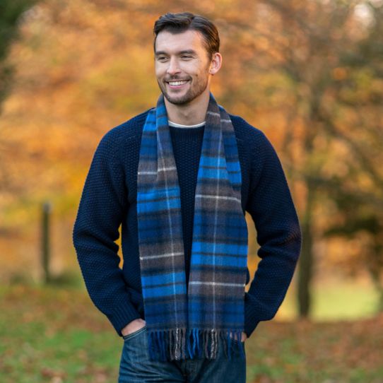 Darwin Scarf Buchanan Blue