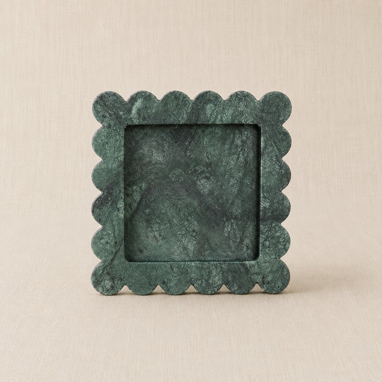 Emerald Scalloped Marble Tray