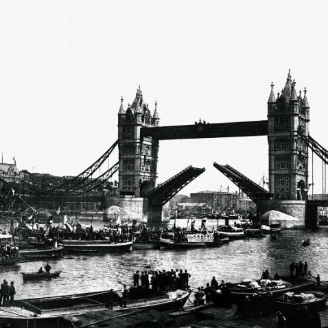 London. Portrait of a City - book by Golden, Reuel