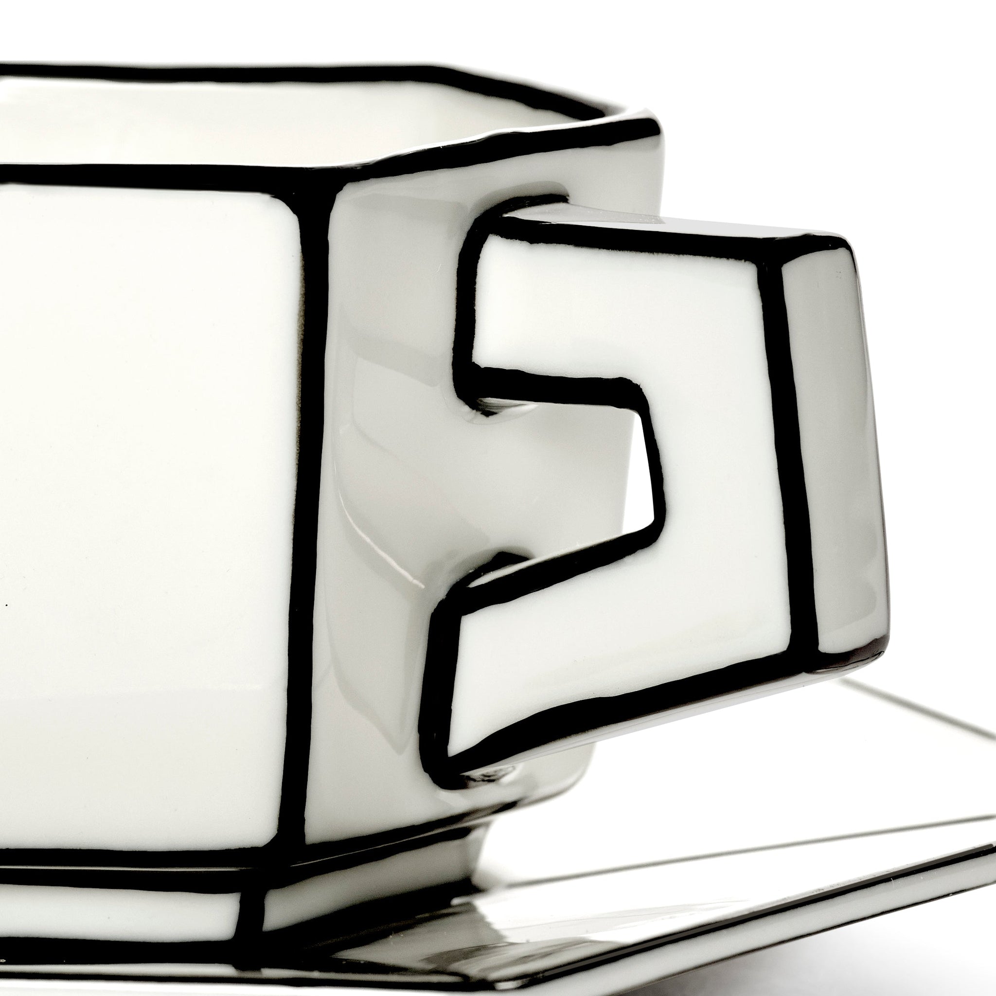 ESPRESSO CUP + SAUCER WHITE/BLACK