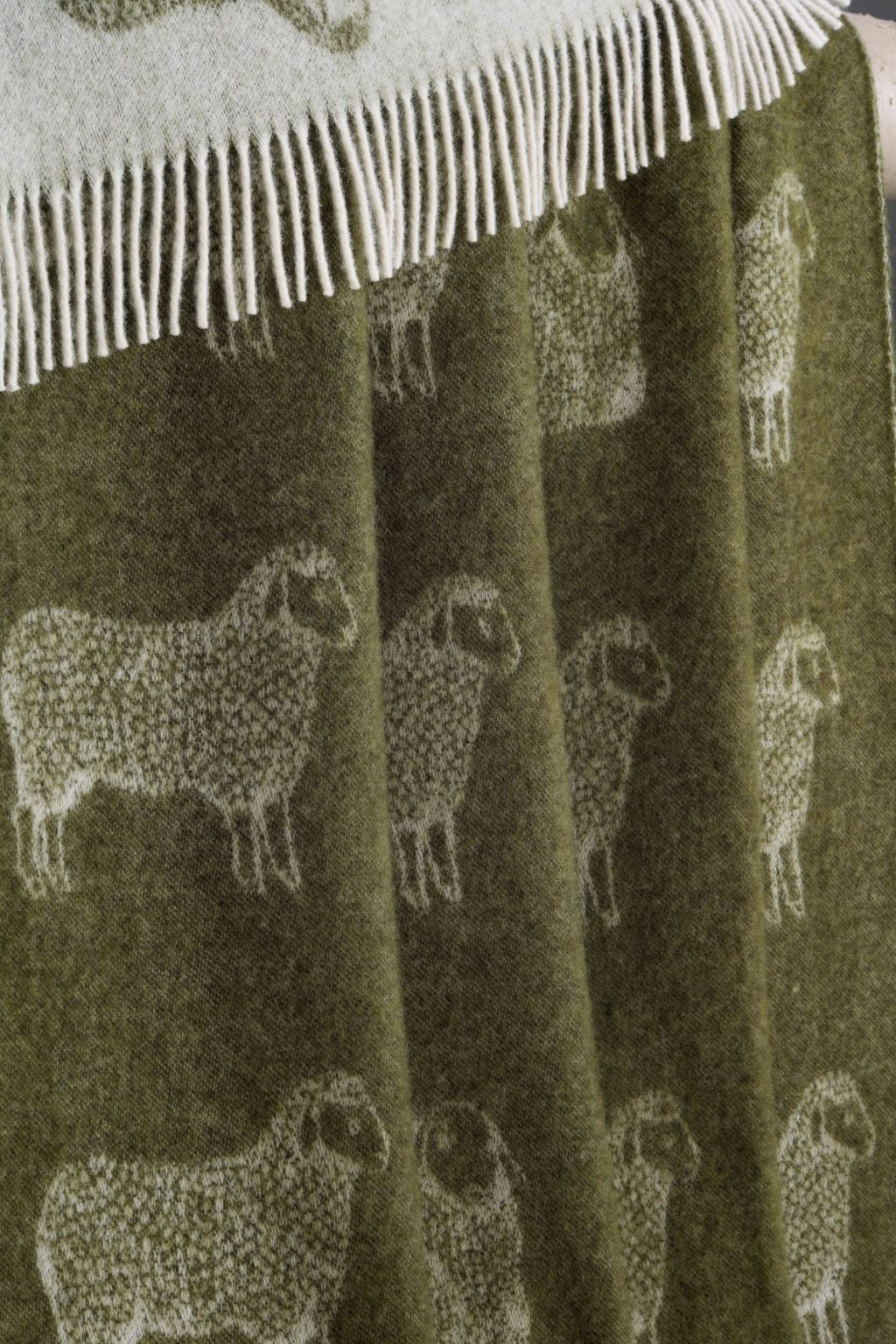 Moss Green Sheep Pure Wool Throw