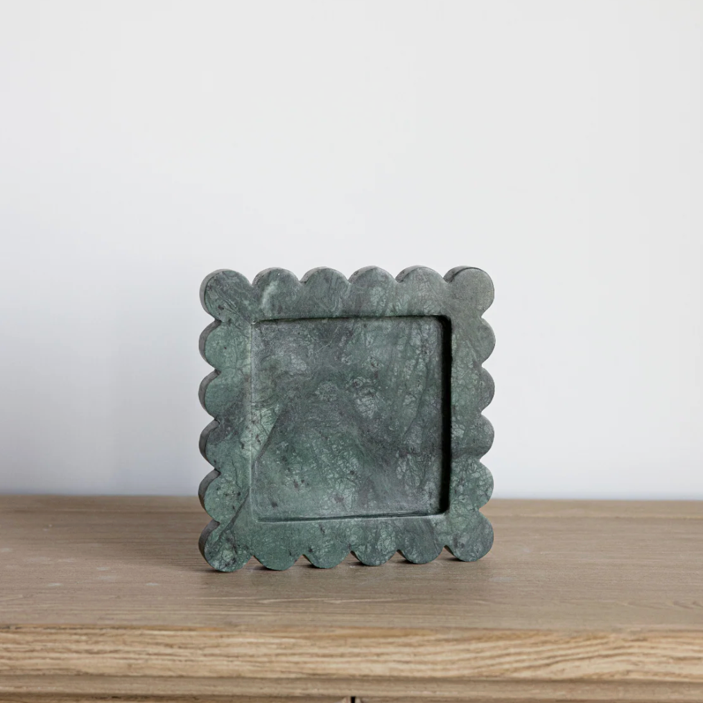 Emerald Scalloped Marble Tray