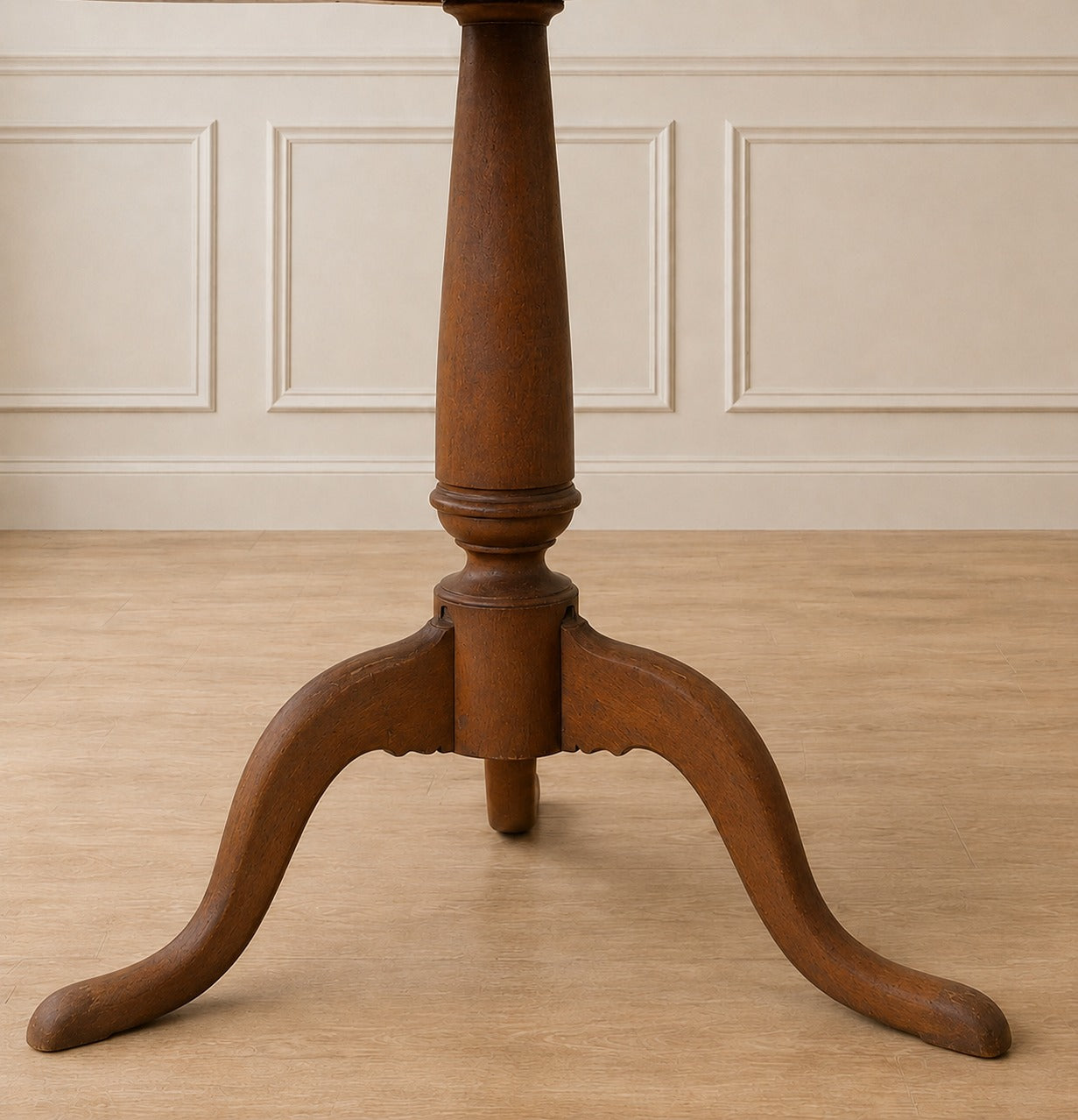 Vintage Round Oak Wood Table