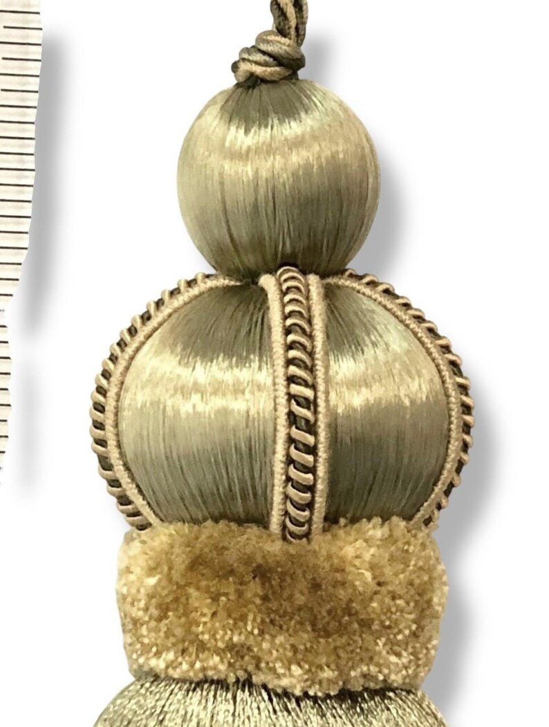 Vintage Tassel- Olive Green