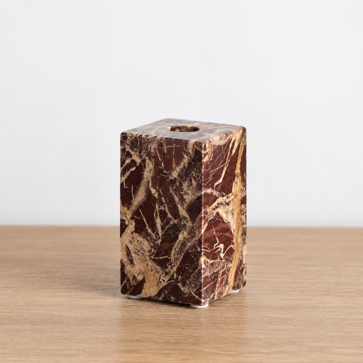 Red Levanto Pillar Candle Holder